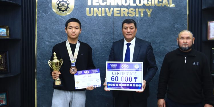 OshTU Student Nurrzzak Esenaliev Wins 3rd Place at the World Championship